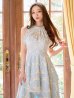 スモーキーブルー　モデル：真優川咲　身長：158cm　着用サイズ：8号(Sサイズ)