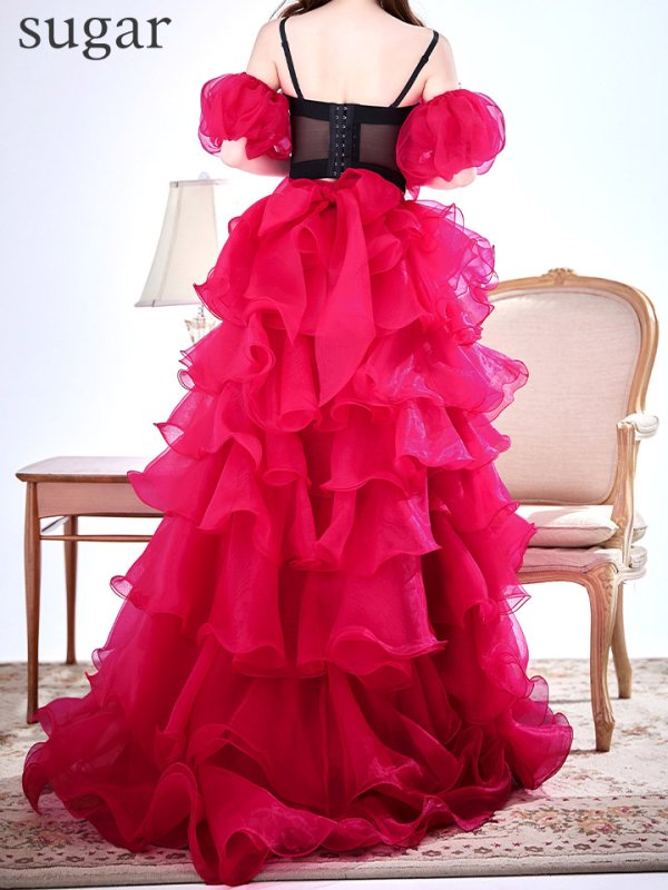 クランベリーブラック　モデル：ゆめ　身長：160cm　着用サイズ：8号(Sサイズ)