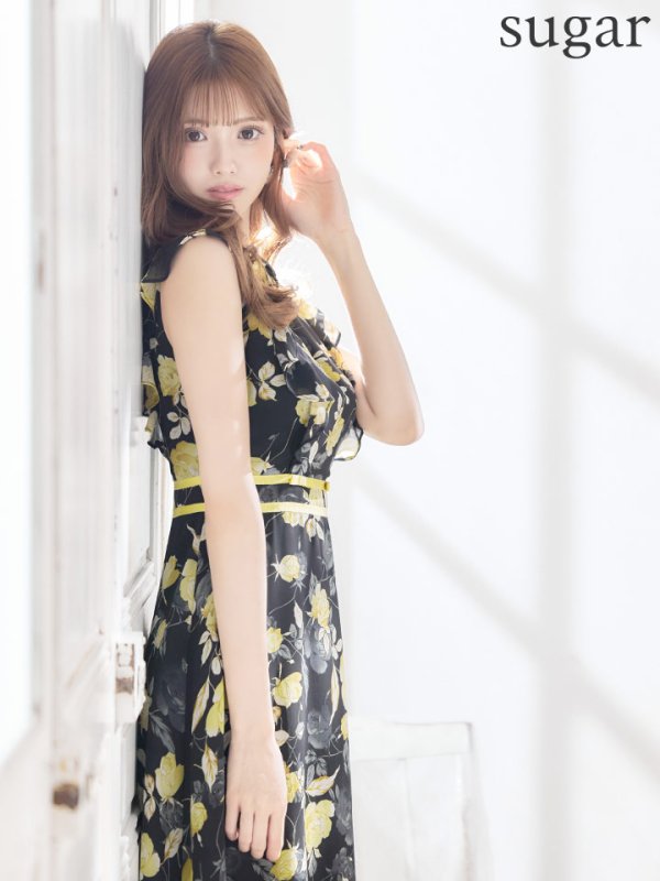 XS-Lサイズあり【GINZA COUTURE/銀座クチュール】フラワープリント/ ノースリーブ/ フレア/ ミディアム丈/ ひざ丈/ ワンピース/ キャバドレス　イエロー