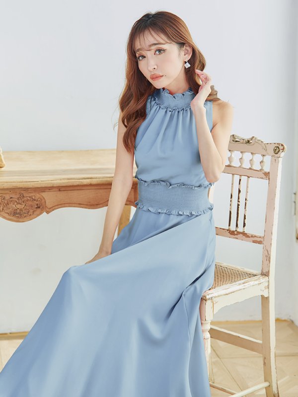 ブルー モデル:杉山佳那恵 身長:158cm 着用サイズ:5号(XSサイズ)