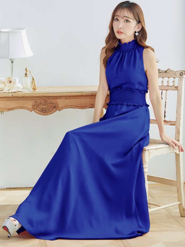 ロイヤルブルー モデル:杉山佳那恵 身長:158cm 着用サイズ:5号(XSサイズ)