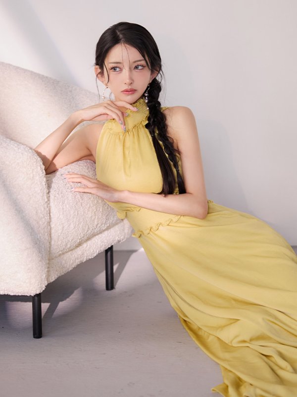 イエロー モデル：まおちゃる　身長：158cm　着用サイズ：7号(Sサイズ)