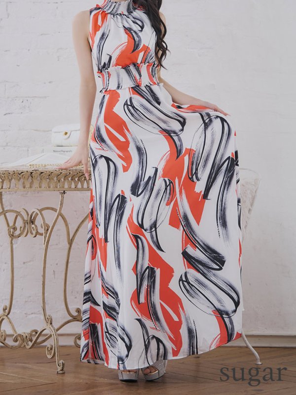 レッドxブラック モデル:ゆりお 身長:165cm 着用サイズ:7号(Sサイズ)