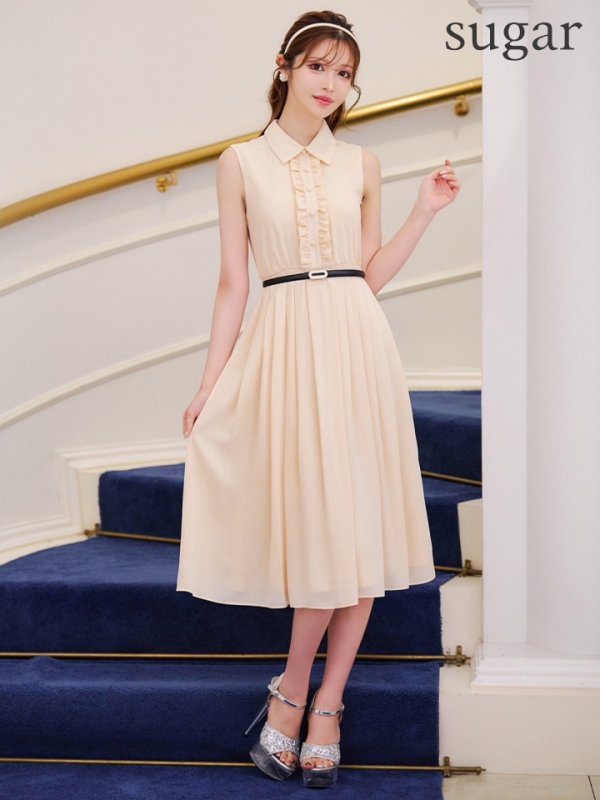 アイボリー モデル:桜伊みやこ 身長:168cm:7号(Sサイズ)