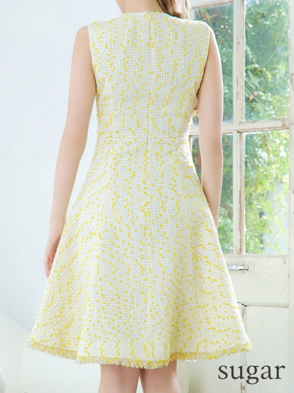 イエロー モデル：ぴょな　身長：160cm　着用サイズ：5号(XSサイズ)