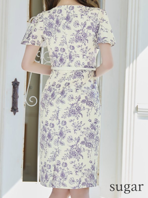 ベージュxグレー モデル:ゆめ 身長:160cm 着用サイズ:5号(XSサイズ)