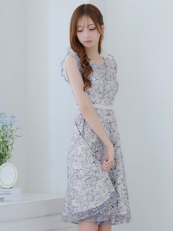 ブルー モデル:あすか 身長:170cm 着用サイズ:5号(XSサイズ)