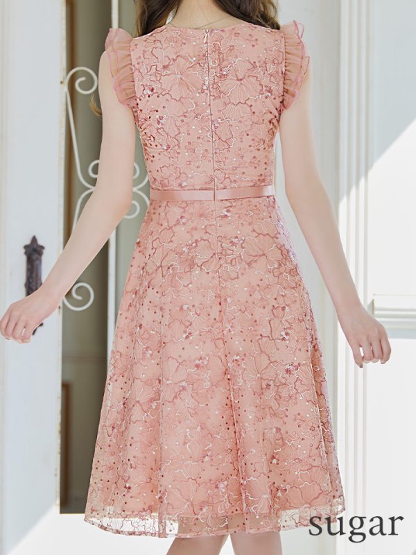 ピンク モデル:ゆめ 身長:160cm 着用サイズ:5号(XSサイズ)