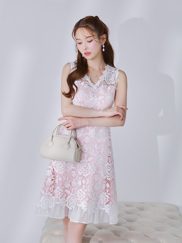 ピンク×ホワイト　モデル：ゆめ　身長：160cm　着用サイズ：Sサイズ