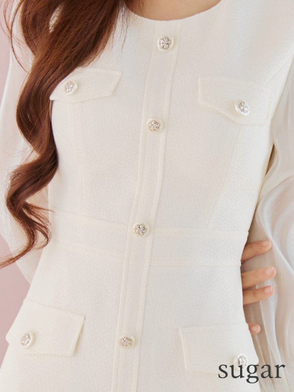 アイボリー モデル:まりん 身長:164cm 着用サイズ:7号(Sサイズ)