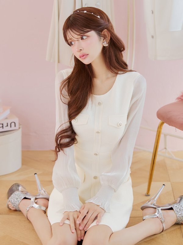 アイボリー モデル:まりん 身長:164cm 着用サイズ:7号(Sサイズ)