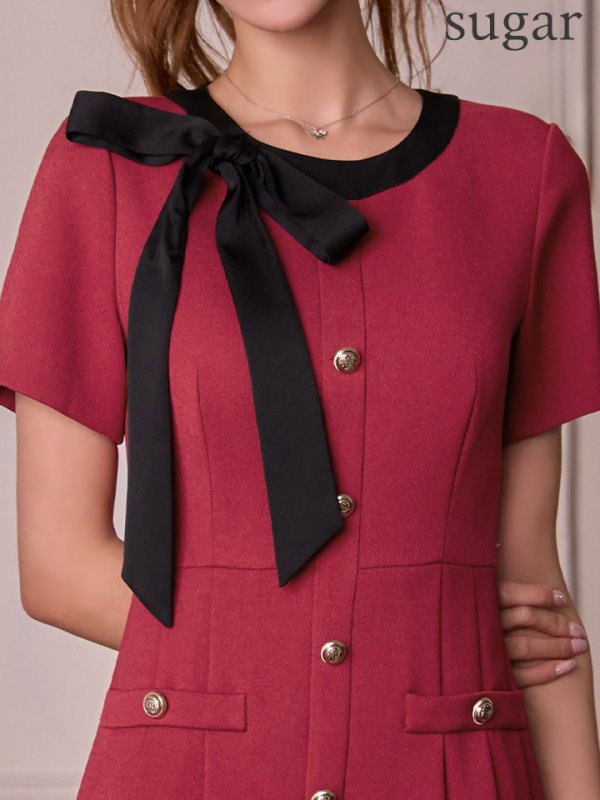 レッド　モデル：るりぴ　身長：165cm　着用サイズ：Sサイズ