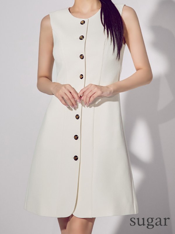 アイボリー モデル：まおちゃる　身長：158cm　着用サイズ：5号(XSサイズ)