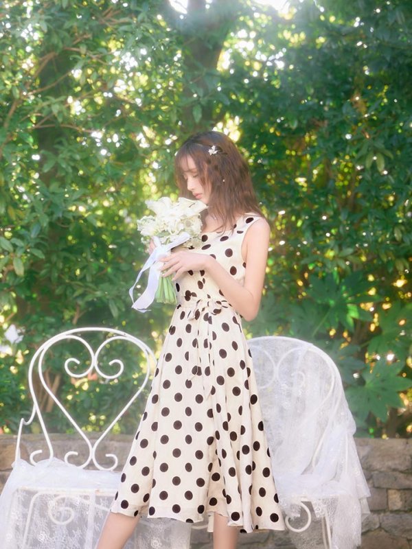 ベージュ　モデル：きほ　身長：169cm　着用サイズ：Sサイズ