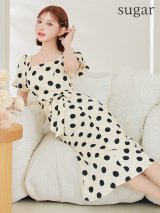 XS-Lサイズあり 【GINZA COUTURE/銀座クチュール】ドットプリント/ 水玉/ 半袖/ 袖あり/ パフスリーブ/ リボンベルト/ Aライン/ ミディアム丈/ ワンピース/ ミディアムドレス/ キャバドレス[OF2]