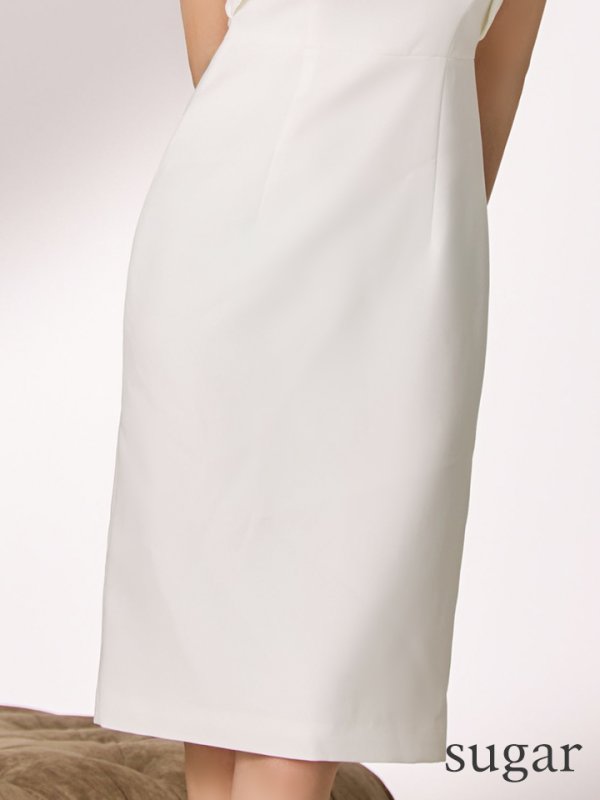 ホワイト　モデル：ゆめ　身長：160cm　着用サイズ：Sサイズ