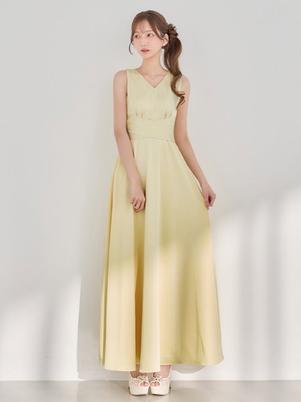 イエロー　モデル：あすか　身長：170cm　着用サイズ：7号(Sサイズ)