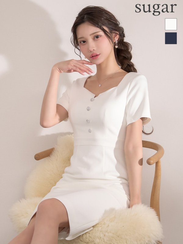 ホワイト　モデル：るりぴ　身長：165cm　着用サイズ：7号(Sサイズ)