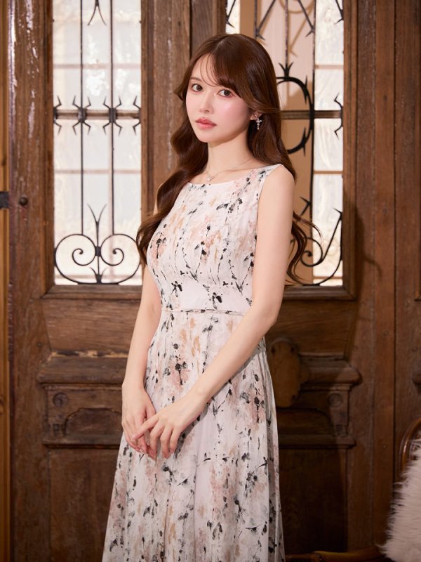 オレンジxブラック　モデル：ゆめ　身長：160cm　着用サイズ：7号(Sサイズ)