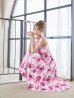 ホワイトxピンク　モデル：るりぴ　身長：165cm　着用サイズ：7号(Sサイズ)着用
