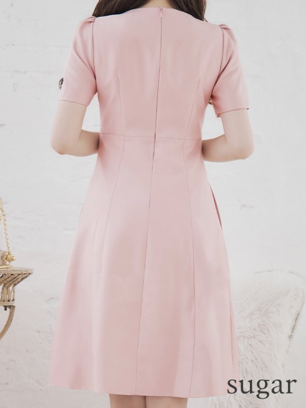 ピンク モデル:ゆめ 身長:160cm 着用サイズ:5号(XSサイズ)