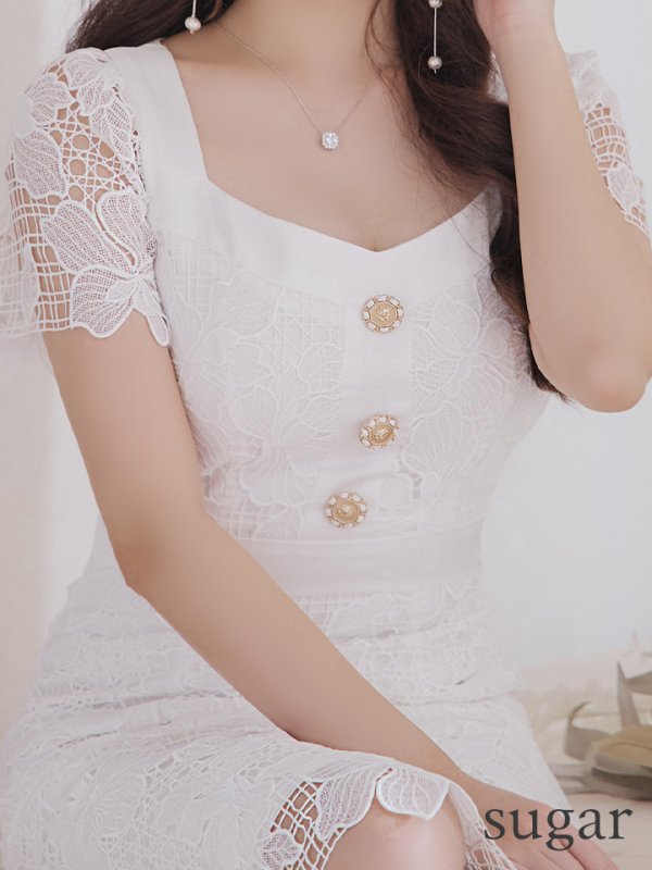 ホワイト モデル:りな 身長:160cm:7号(Sサイズ)サイズ