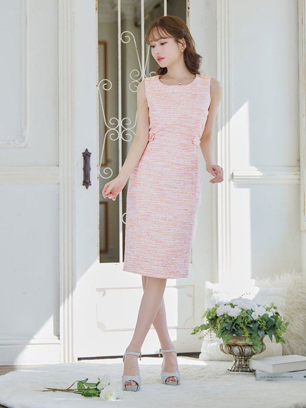 ピンク モデル:ゆめ 身長:160cm 着用サイズ:7号(Sサイズ)