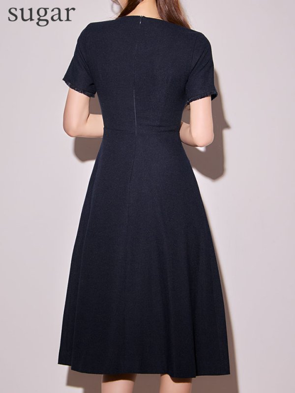 ネイビー　モデル：ゆめ　身長：160cm　着用サイズ：7号(Sサイズ)