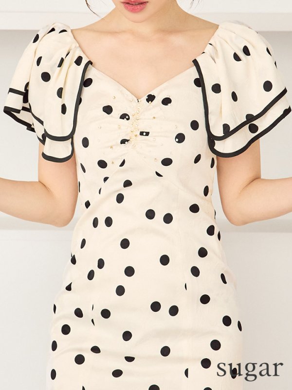 ホワイト モデル：ゆめ　身長：160cm　着用サイズ：7号(Sサイズ)