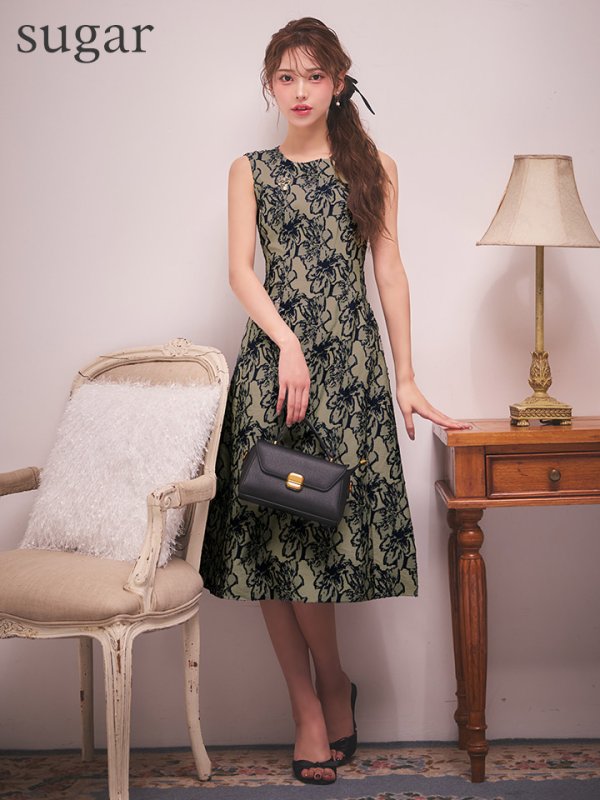 グリーン　モデル：るりぴ　身長：165cm　着用サイズ：7号(Sサイズ)