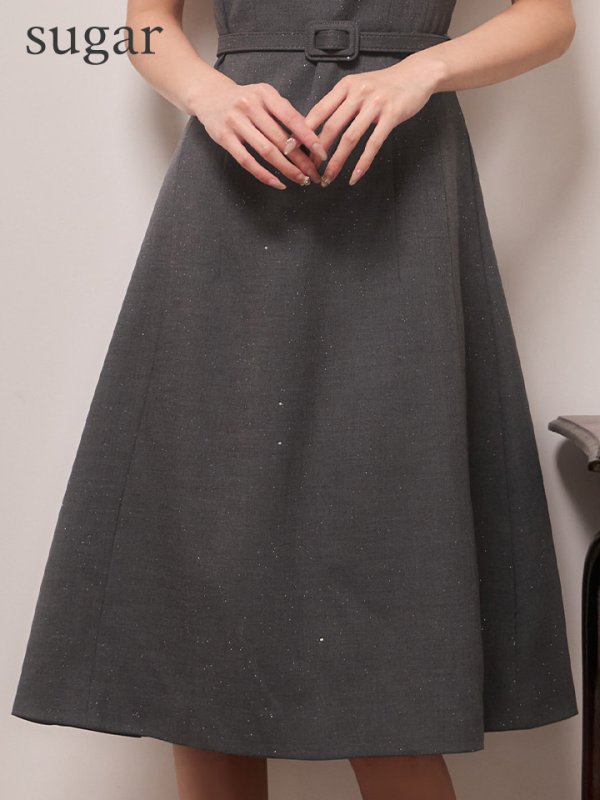 グレー　モデル：るりぴ　身長：165cm　着用サイズ：7号(Sサイズ)