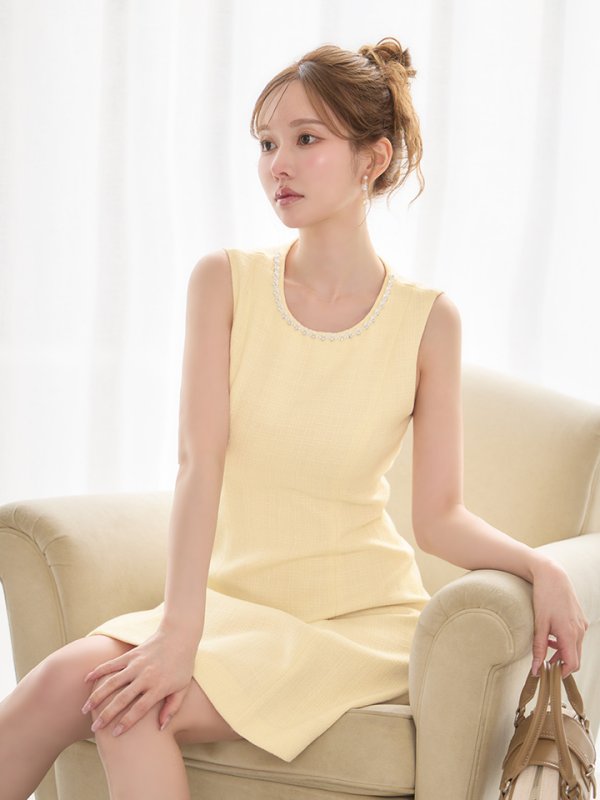 アイボリー　モデル：ゆめ　身長：160cm　着用サイズ：7号(Sサイズ)