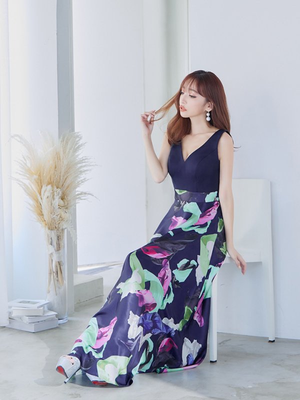 画像2: XS-Lサイズあり 【GINZA COUTURE/銀座クチュール】プリント/ 切替/ Vネック/ ノースリーブ/ Aライン/ ロングドレス/ キャバドレス long[OF2]