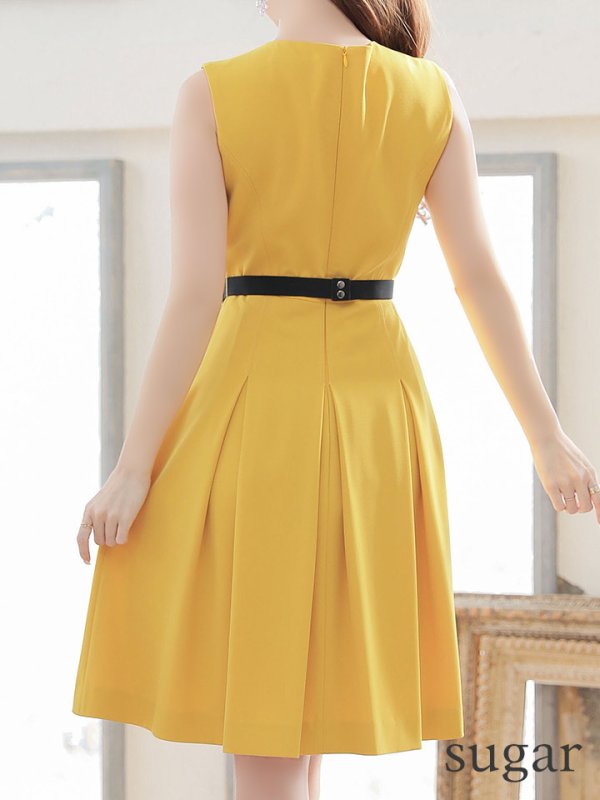 画像10: 【XSサイズあり】 【GINZA COUTURE/銀座クチュール】ワンピース/ ワンカラー/ ノースリーブ/ ベルト/ ビジュー/ プリーツ/ フレア/ ひざ丈/ ミディアムドレス/ キャバドレス[OF2]