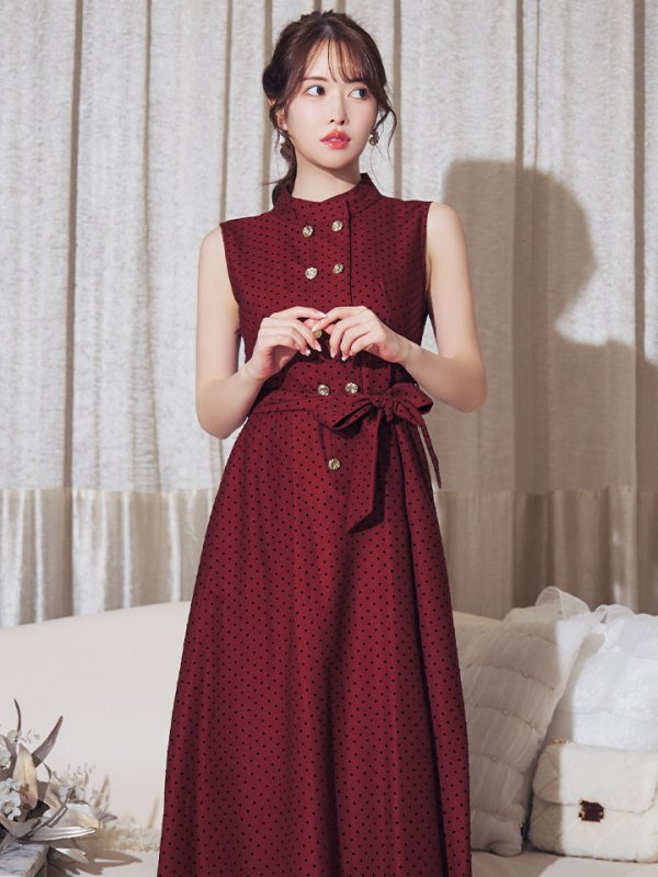 ワインレッド モデル:ゆめ 身長:160cm 着用サイズ:7号(Sサイズ)