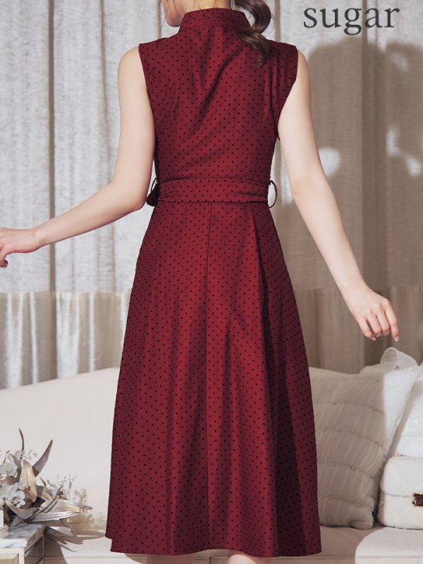 ワインレッド モデル:ゆめ 身長:160cm 着用サイズ:7号(Sサイズ)