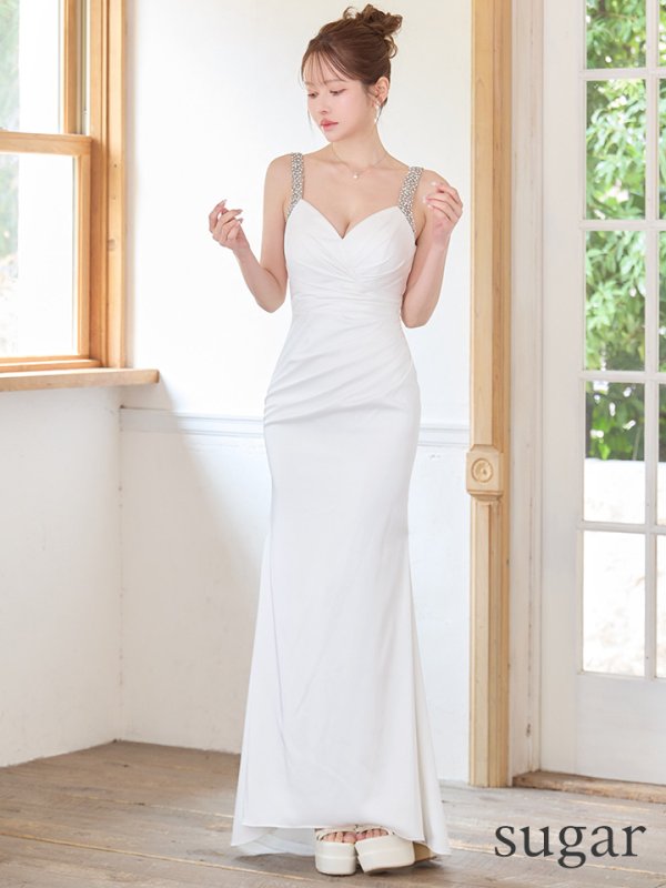 ホワイト　モデル：ゆめ　身長：160cm　着用サイズ：7号(Sサイズ)