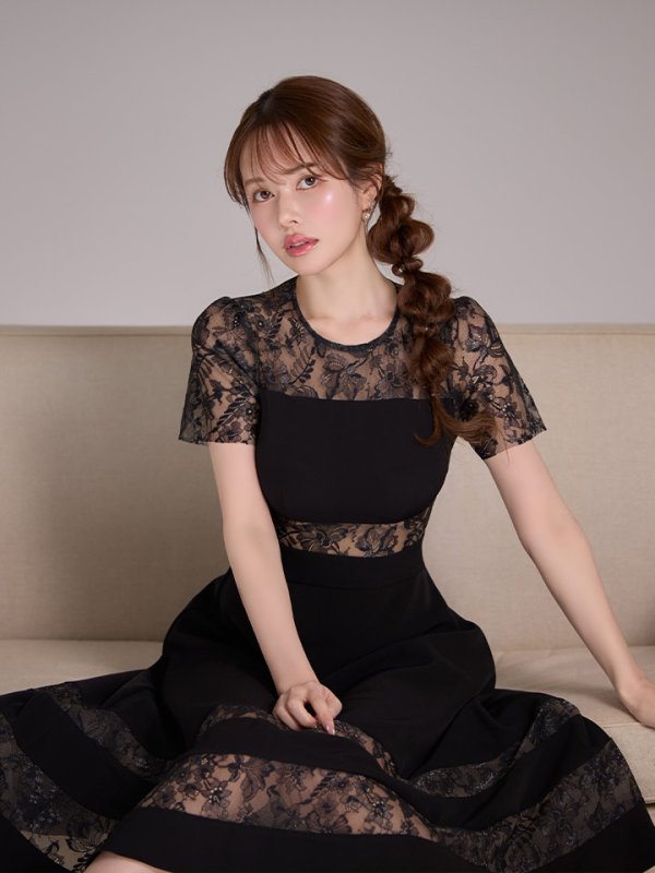 ブラック モデル：ゆめ　身長：160cm　着用サイズ：7号(Sサイズ)