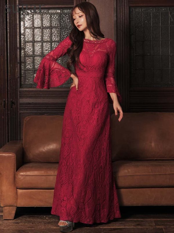 ワインレッド　モデル：真優川咲　身長：158cm　着用サイズ：7号(Sサイズ)