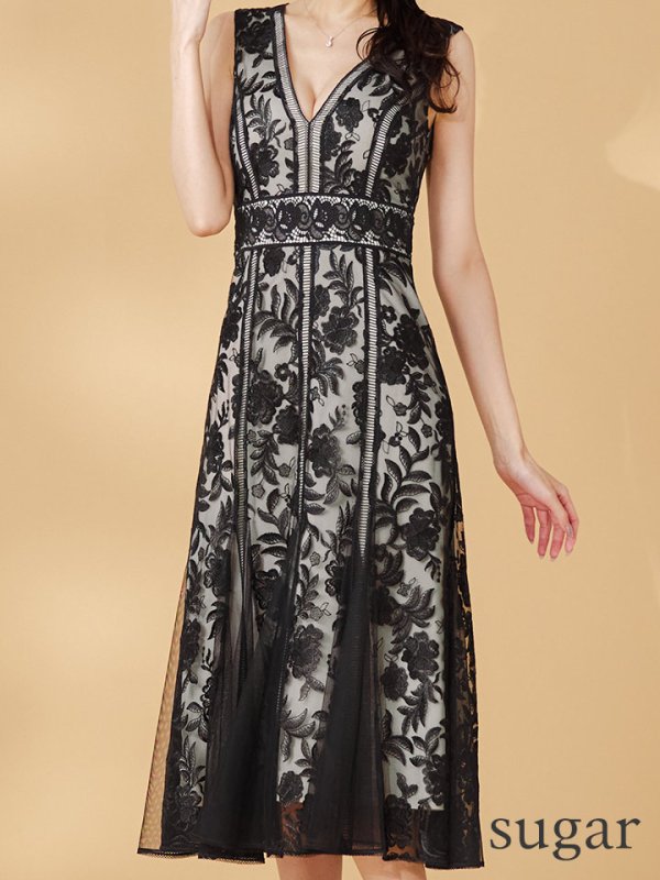 ブラック モデル：まおちゃる　身長：158cm　着用サイズ：7号(Sサイズ)