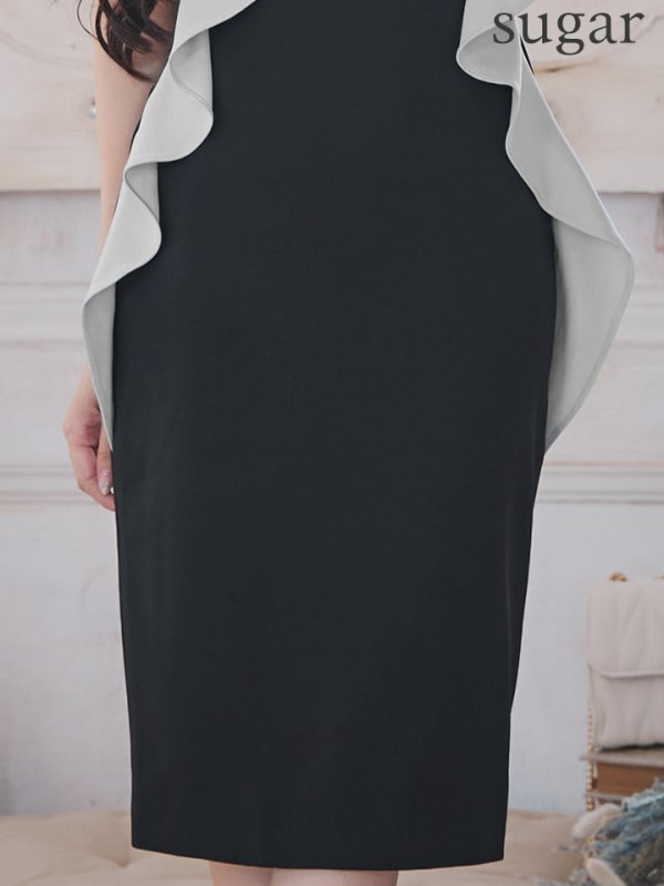 ブラックxグレー モデル:まおちゃる 身長:158cm 着用サイズ:7号(Sサイズ)