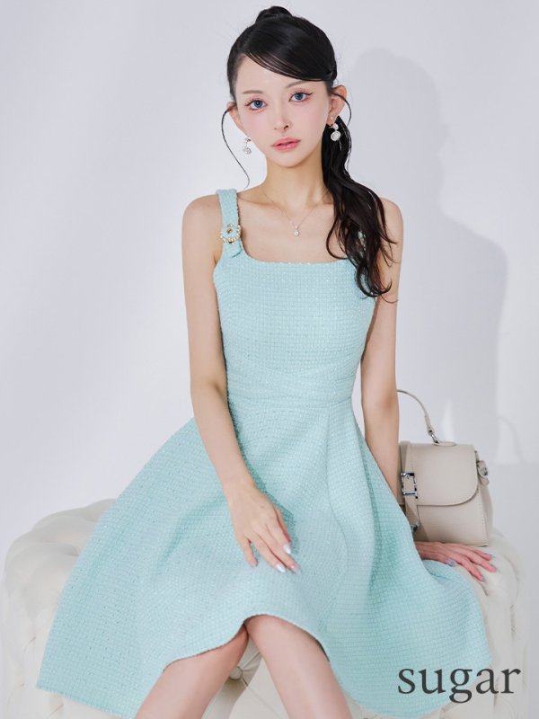 グリーン　モデル：まおちゃる　身長：158cm　着用サイズ：7号(Sサイズ)