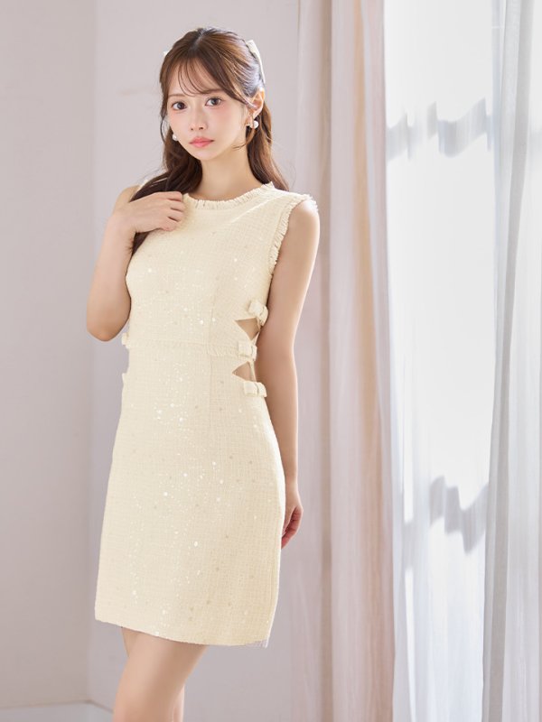 ホワイト　モデル：にじほ　身長：160cm　着用サイズ：Sサイズ