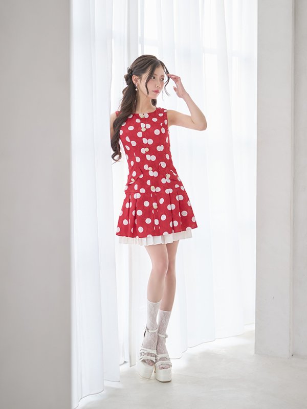 レッド×ホワイト　モデル：せいは　身長：160cm　着用サイズ：7号(Sサイズ)