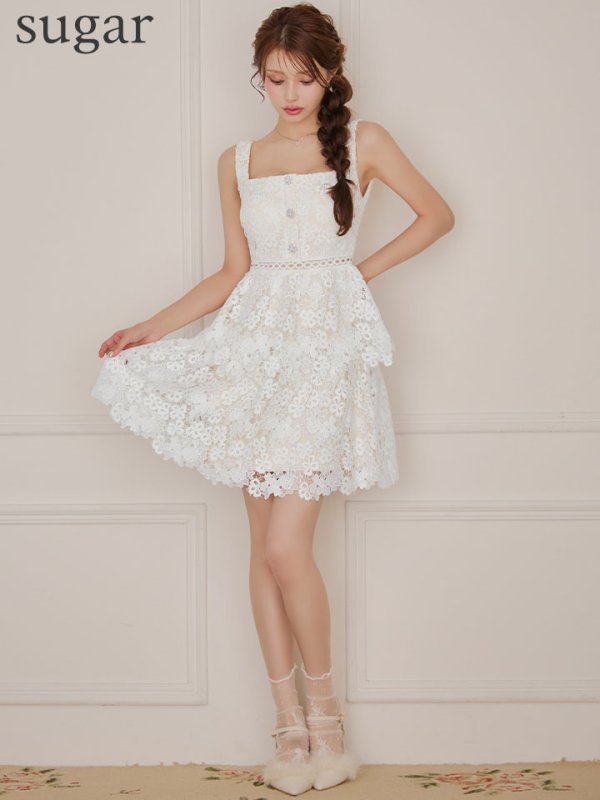 ホワイト　モデル：ももか　身長：156cm　着用サイズ：Sサイズ