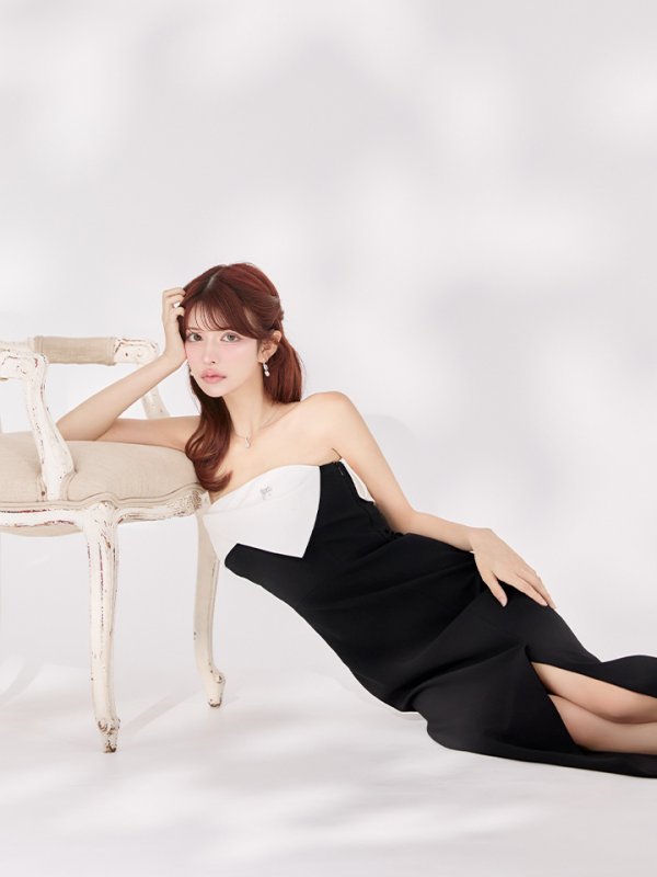 ブラック×ホワイト　モデル：まりん　身長：164cm　着用サイズ：Sサイズ