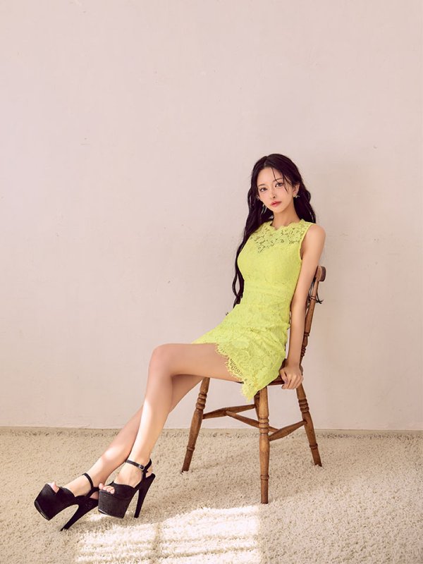 イエロー　モデル：まおちゃる　身長：156cm　着用サイズ：Sサイズ