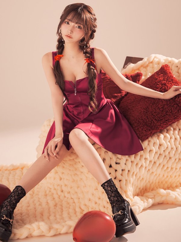 アンゴラレッド　モデル：まみ　身長：160cm　着用サイズ：7号(Sサイズ)サイズ