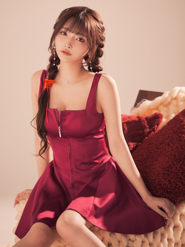 アンゴラレッド　モデル：まみ　身長：160cm　着用サイズ：7号(Sサイズ)サイズ