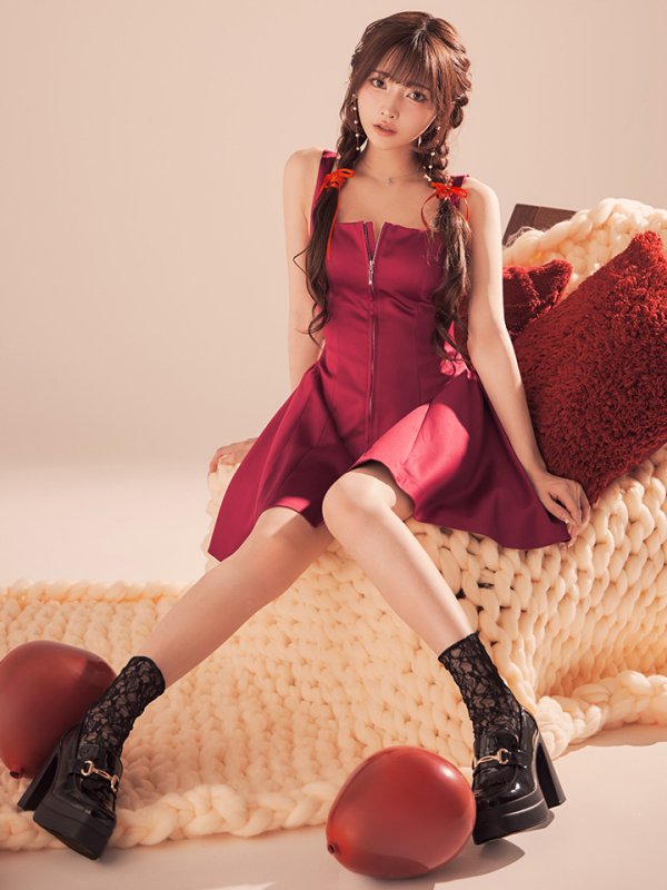 アンゴラレッド　モデル：まみ　身長：160cm　着用サイズ：7号(Sサイズ)サイズ